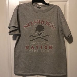 Kenny Cheney ‘No Shoes Nation’ Tour shirt